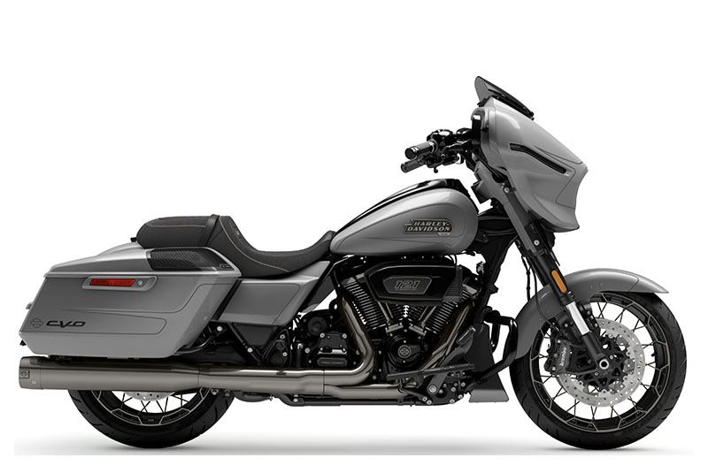 2023 Harley-Davidson CVO™ Street Glide® in Slidell, Louisiana - Photo 11