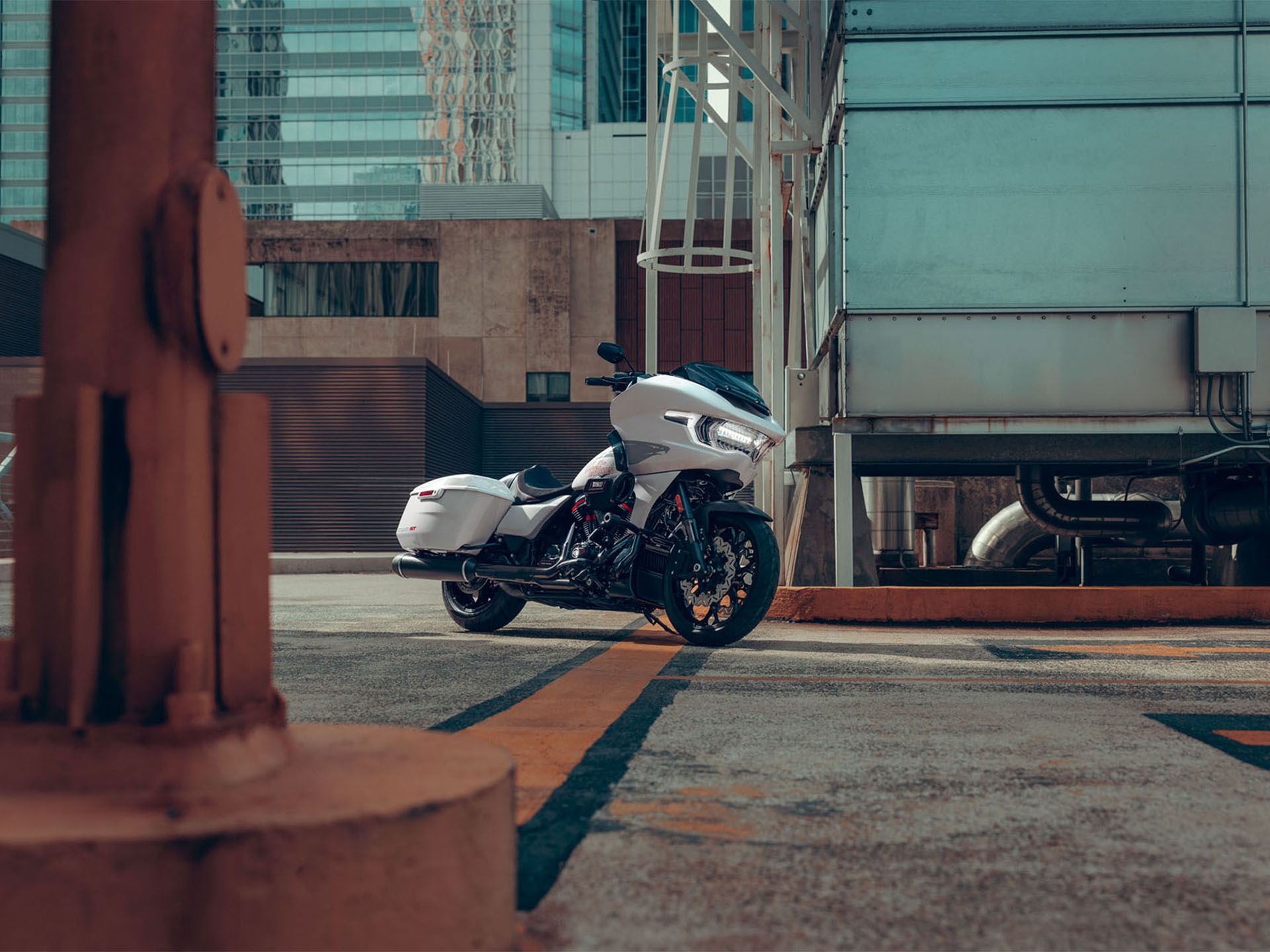 2024 Harley-Davidson CVO™ Road Glide® ST in Omaha, Nebraska - Photo 9