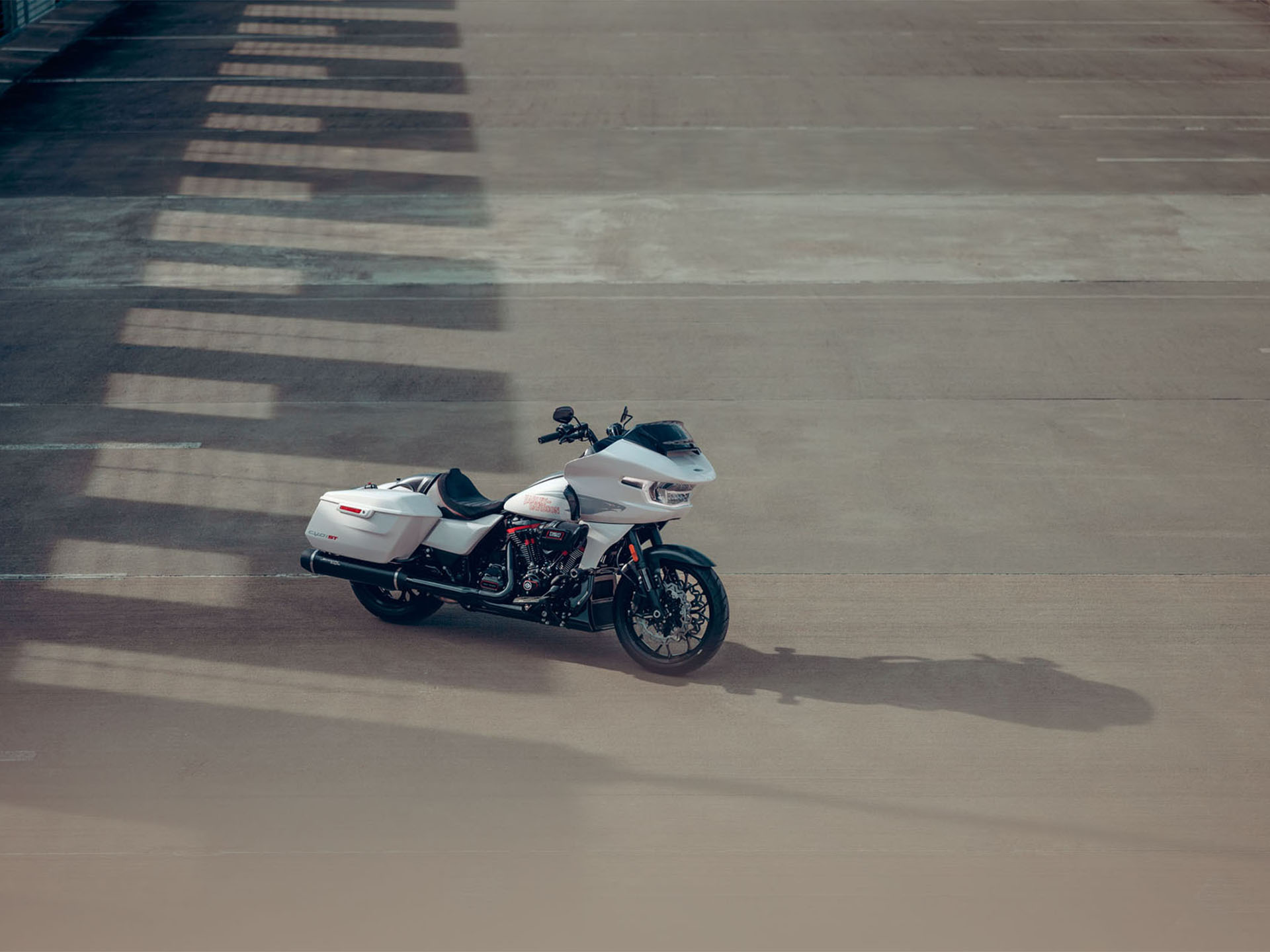 2024 Harley-Davidson CVO™ Road Glide® ST in Omaha, Nebraska - Photo 10