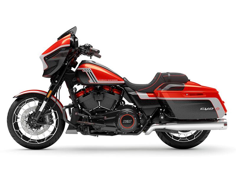 2024 Harley-Davidson CVO™ Street Glide® in Omaha, Nebraska - Photo 2