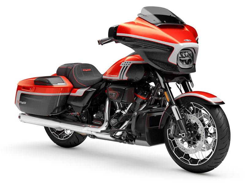 2024 Harley-Davidson CVO™ Street Glide® in Omaha, Nebraska - Photo 3