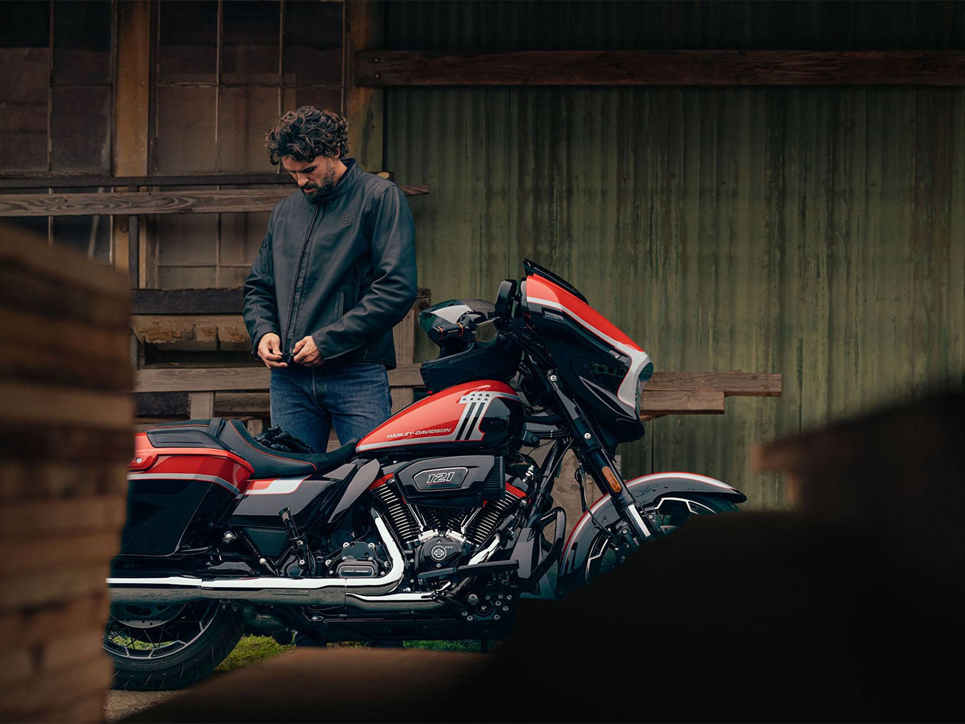2024 Harley-Davidson CVO™ Street Glide® in Omaha, Nebraska - Photo 14