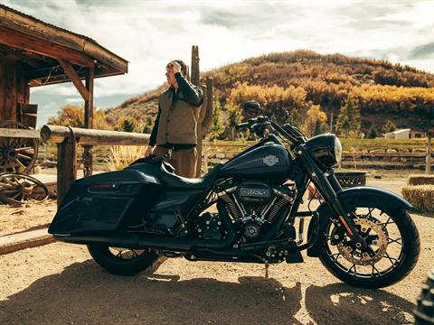 2024 Harley-Davidson Road King® Special in Pasadena, Texas - Photo 17
