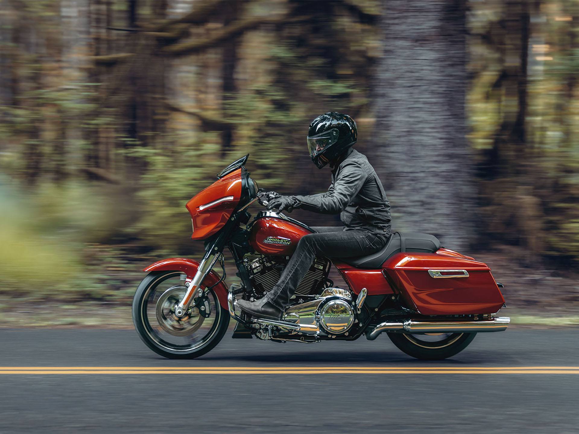 2024 Harley-Davidson Street Glide® in Rock Falls, Illinois - Photo 17