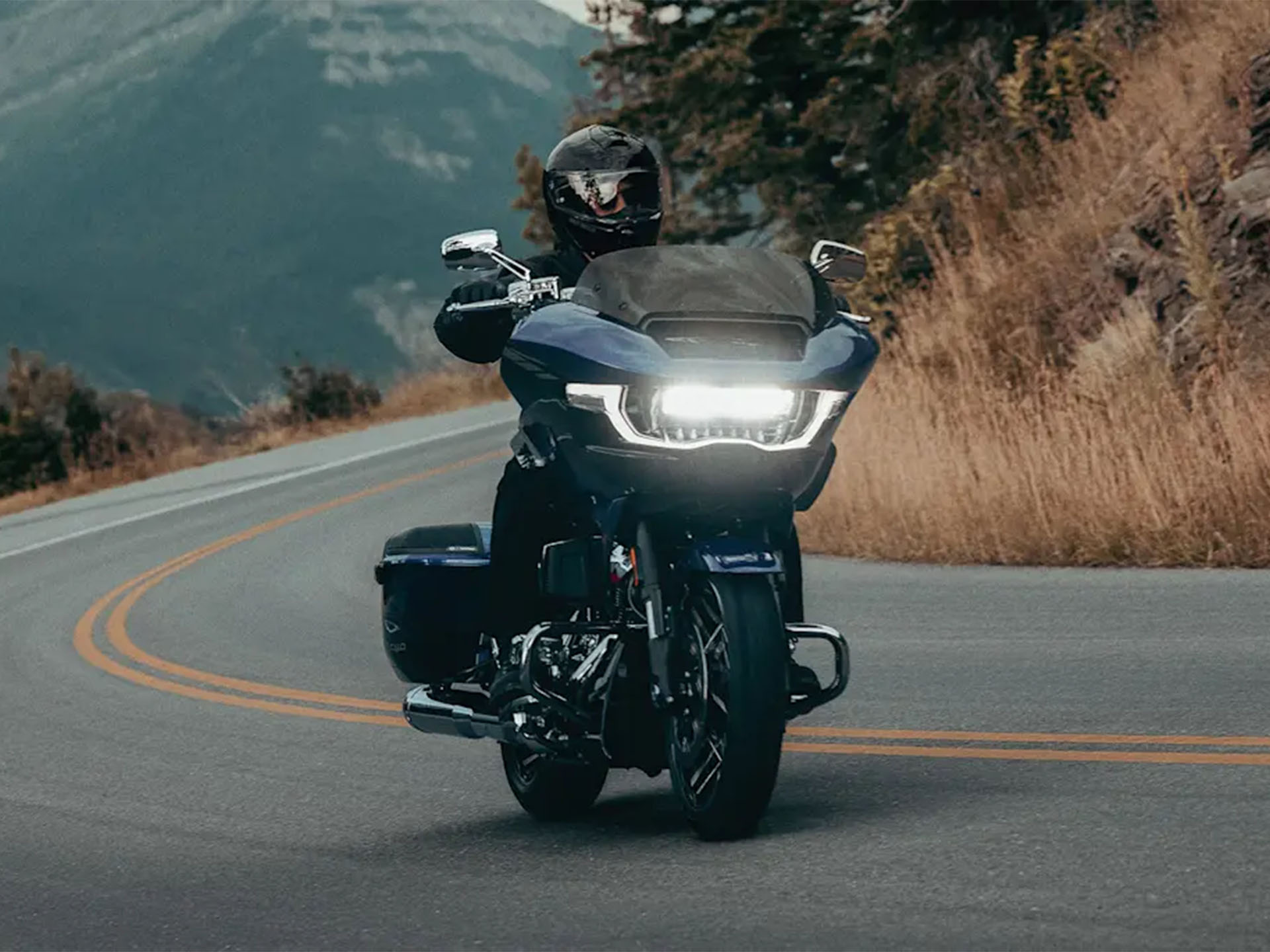 2025 Harley-Davidson CVO™ Road Glide® in Bossier City, Louisiana - Photo 10