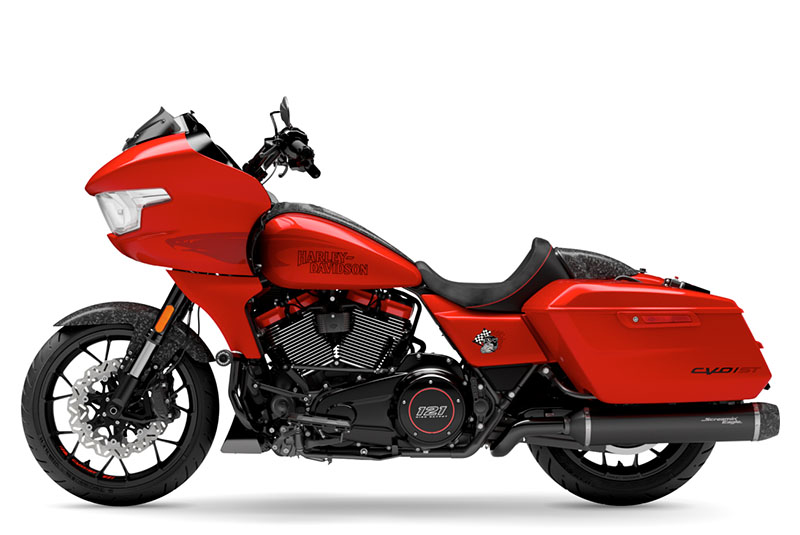 2025 Harley-Davidson CVO™ Road Glide® ST in Omaha, Nebraska - Photo 2