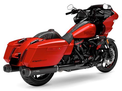 2025 Harley-Davidson CVO™ Road Glide® ST in Omaha, Nebraska - Photo 6