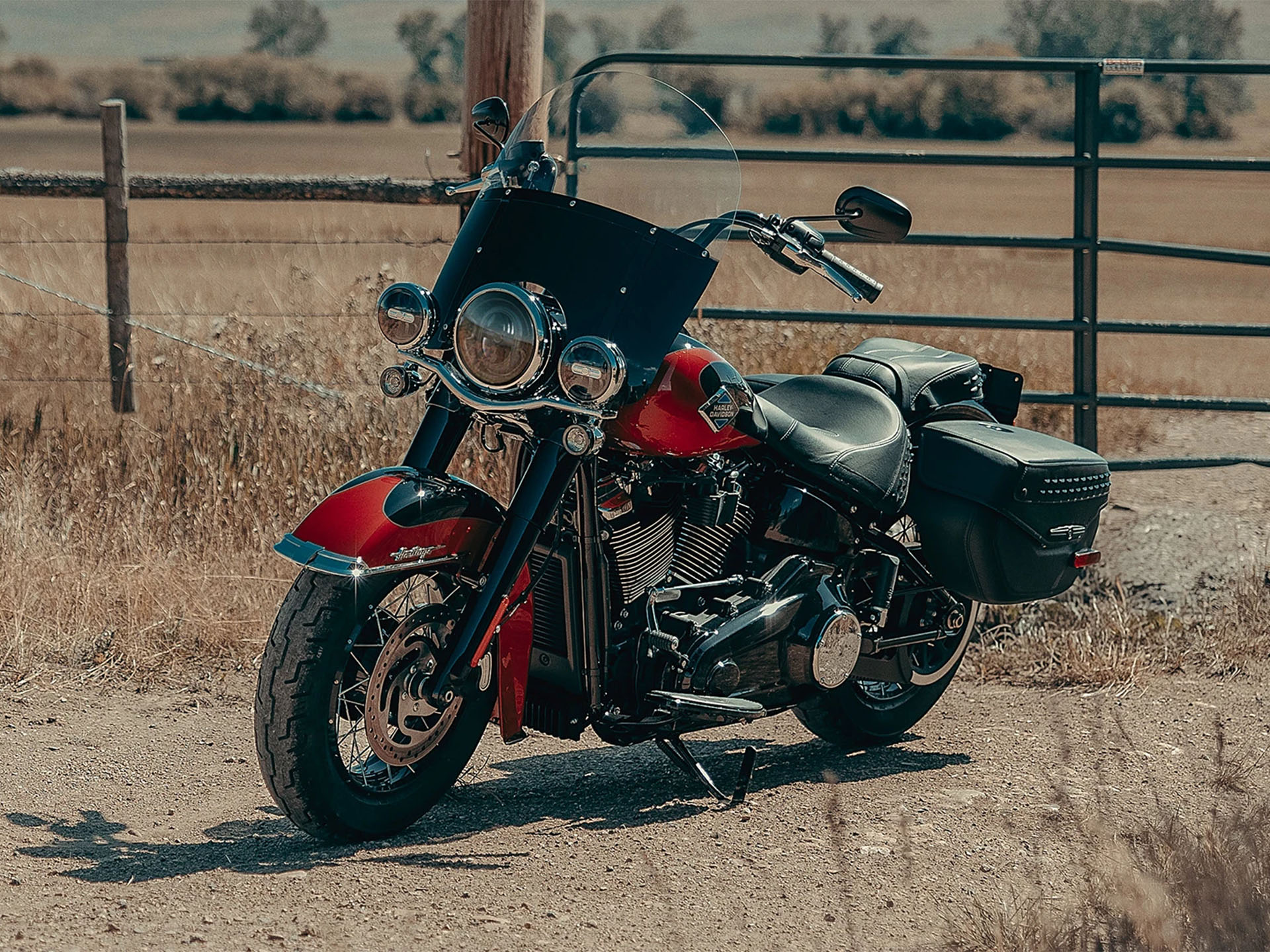 2025 Harley-Davidson Heritage Classic in Pasadena, Texas - Photo 12