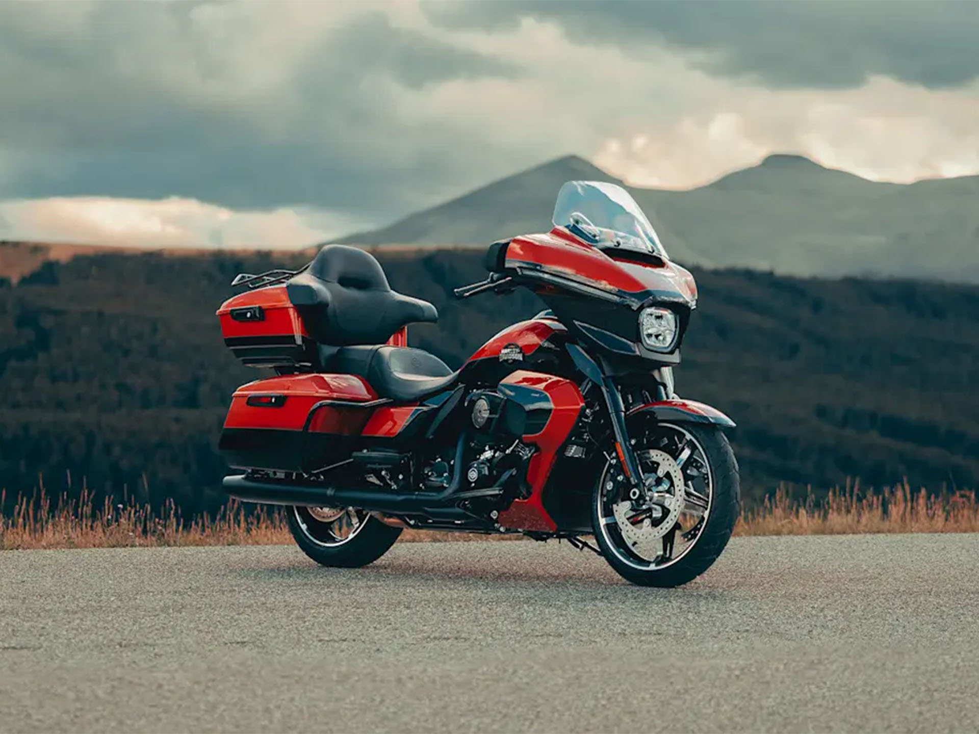 2025 Harley-Davidson Street Glide® Ultra in Pasadena, Texas - Photo 9