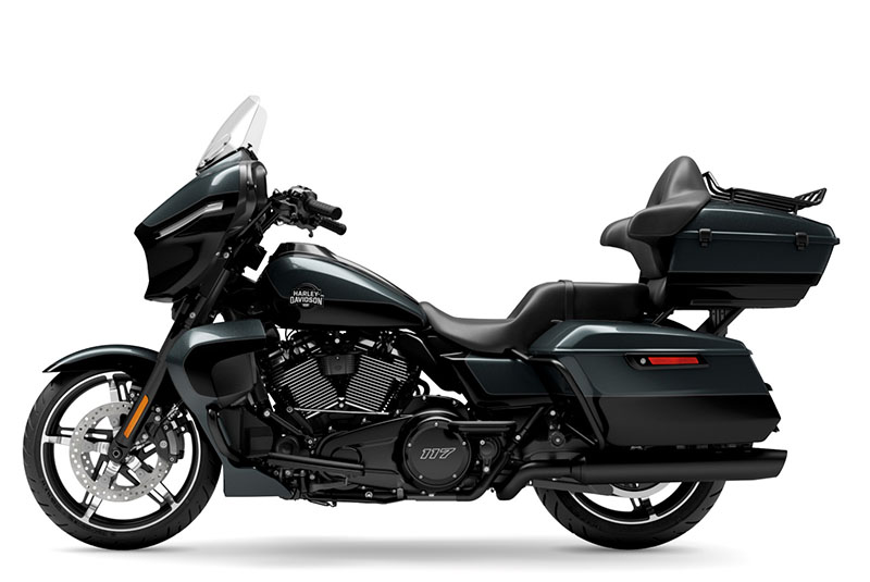 2025 Harley-Davidson Street Glide® Ultra in Pasadena, Texas - Photo 2