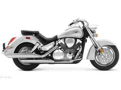 2006 Honda VTX™1300R in Manchester, New Hampshire