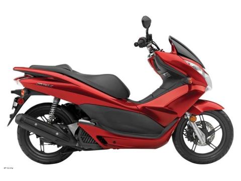 2011 Honda PCX™ Scooters Fremont California U02827