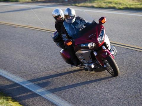 2012 Honda Gold Wing® ABS in West Bridgewater, Massachusetts - Photo 15