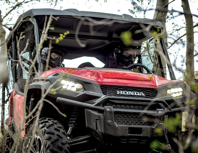 2016 Honda Pioneer 1000 EPS in Yankton, South Dakota - Photo 2