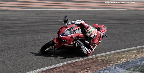 2017 Honda CBR1000RR SP2 in Houston, Texas - Photo 9