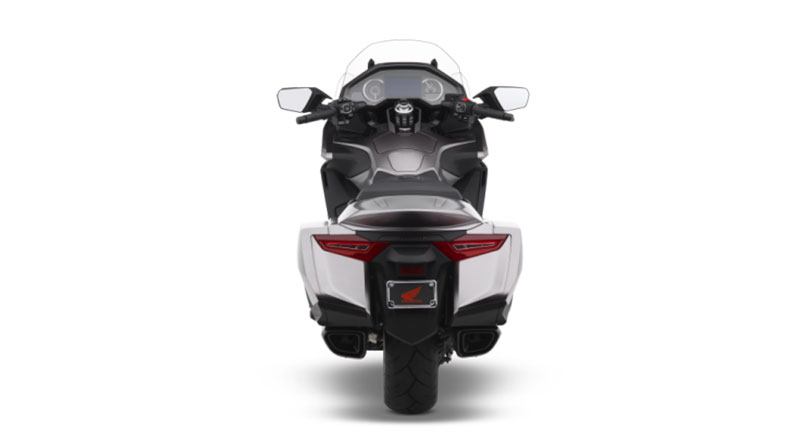2018 Honda Gold Wing DCT in Long Island City, New York - Photo 8