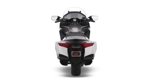 2018 Honda Gold Wing DCT in Long Island City, New York - Photo 8