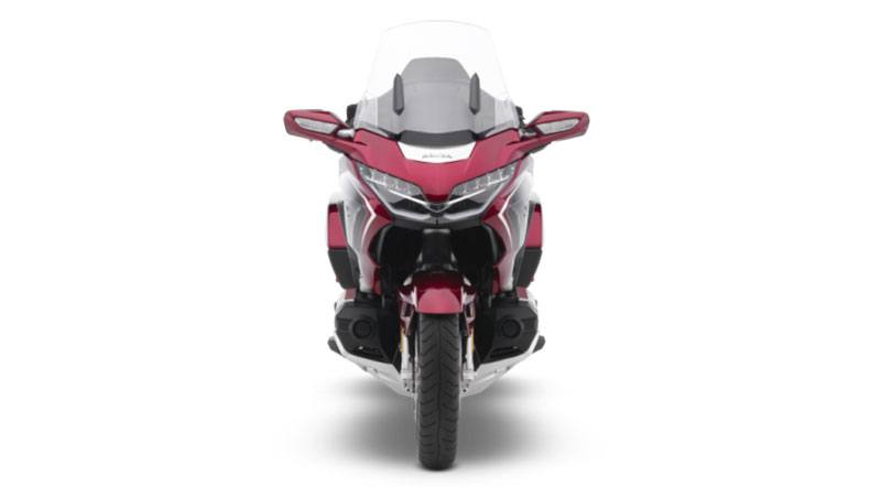 2018 Honda Gold Wing Tour Airbag Automatic DCT in Davenport, Iowa - Photo 6