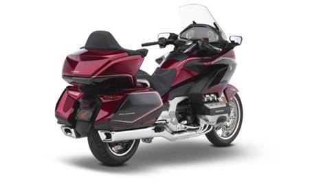 2018 Honda Gold Wing Tour Airbag Automatic DCT in Davenport, Iowa - Photo 7