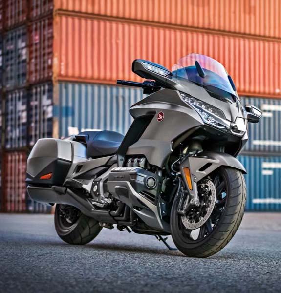 2019 Honda Gold Wing Tour in Northampton, Massachusetts - Photo 13