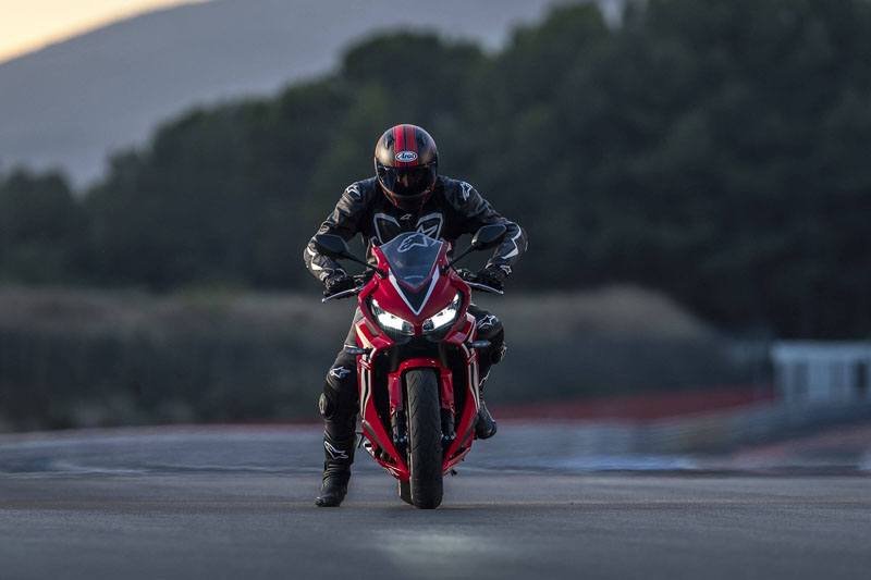2020 Honda CBR650R ABS in Manchester, New Hampshire - Photo 16