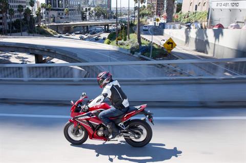 2021 Honda CBR300R in Manchester, New Hampshire - Photo 17