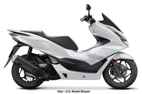 2021 Honda PCX150 ABS in Burlington, Washington - Photo 12