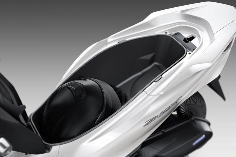 2021 Honda PCX150 ABS in Burlington, Washington - Photo 14