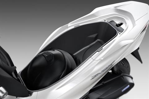 2021 Honda PCX150 ABS in Burlington, Washington - Photo 14