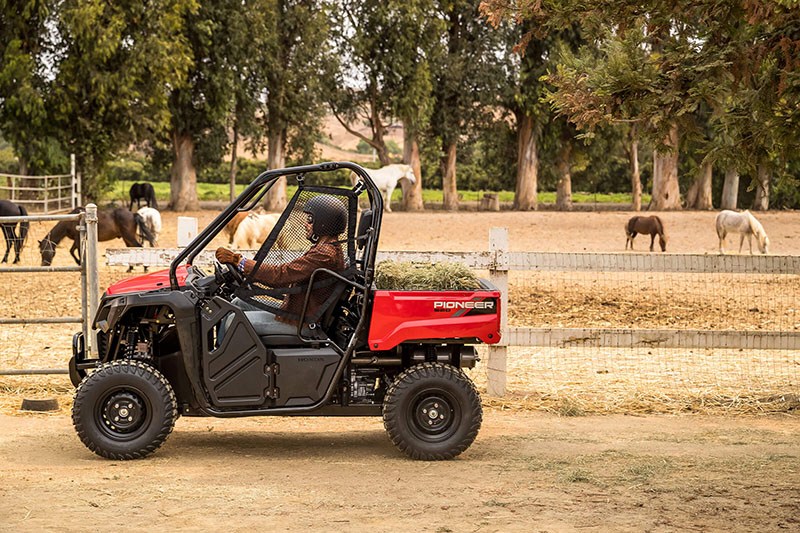 2021 Honda Pioneer 520 in Lowville, New York - Photo 6