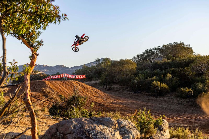 2022 Honda CRF250R in Marietta, Ohio - Photo 8