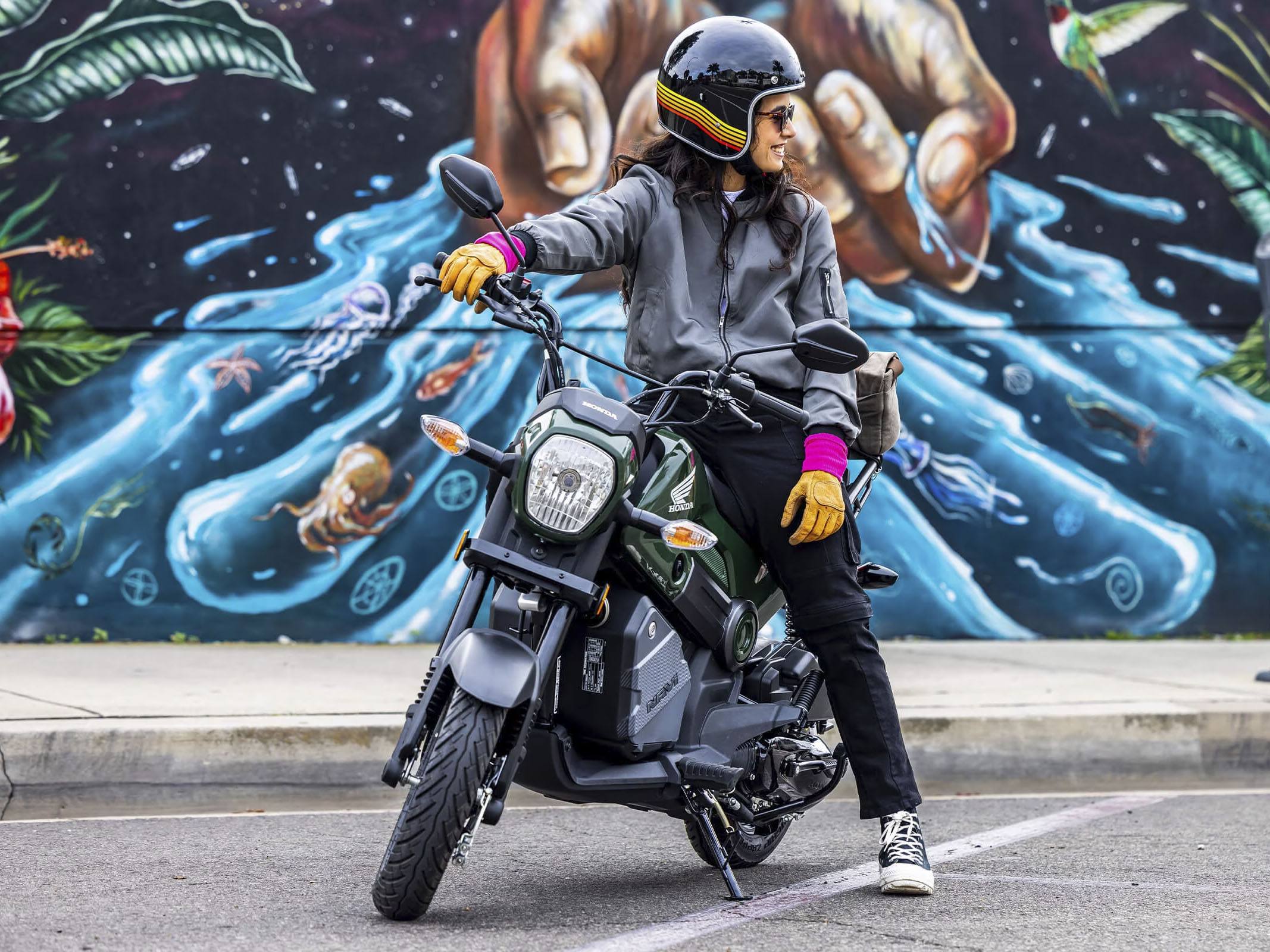 2022 Honda Navi 9