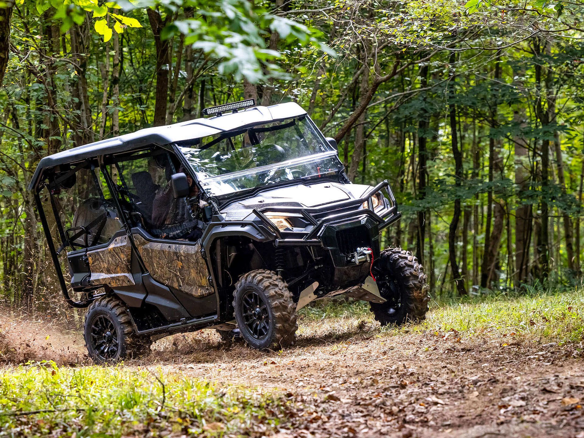 2022 Honda Pioneer 1000-5 Deluxe in Long Island City, New York - Photo 7