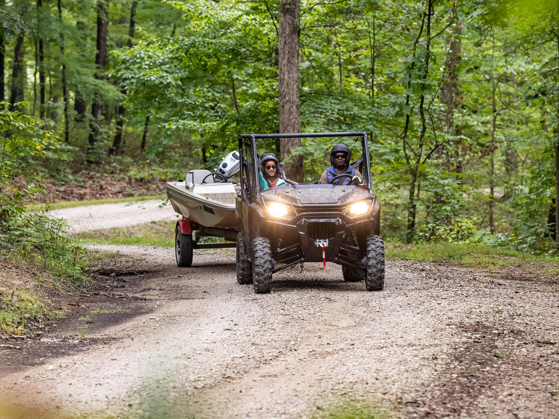 2022 Honda Pioneer 1000 Deluxe in Rochester, New York - Photo 4