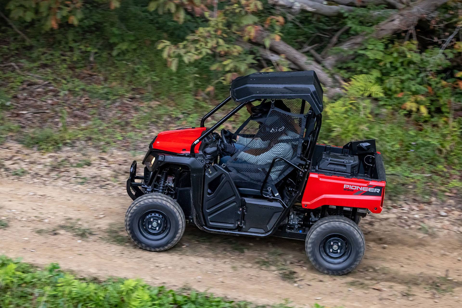 2022 Honda Pioneer 520 in Long Island City, New York - Photo 7