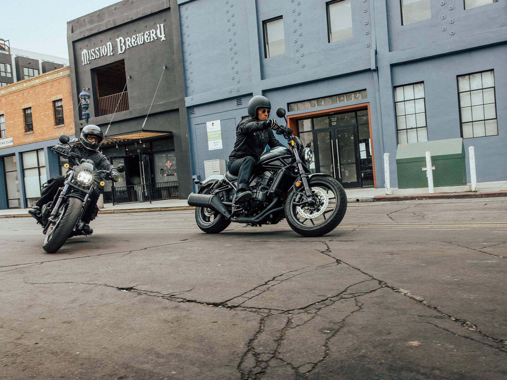 2023 Honda Rebel 1100 10