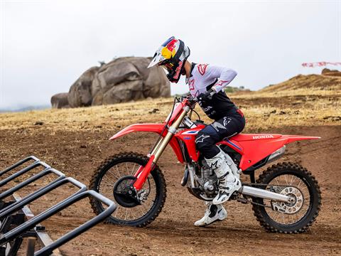 2023 Honda CRF250R in Long Island City, New York - Photo 4