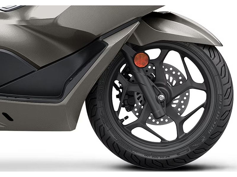2023 Honda PCX in Eugene, Oregon - Photo 4