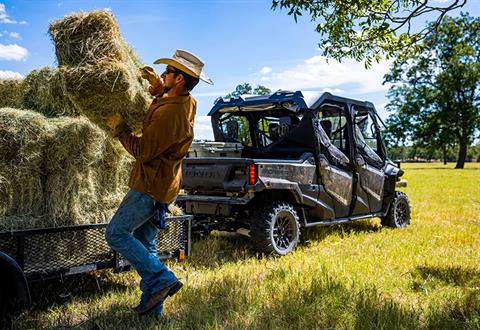 2023 Honda Pioneer 1000-6 Deluxe Crew in Houston, Texas - Photo 10