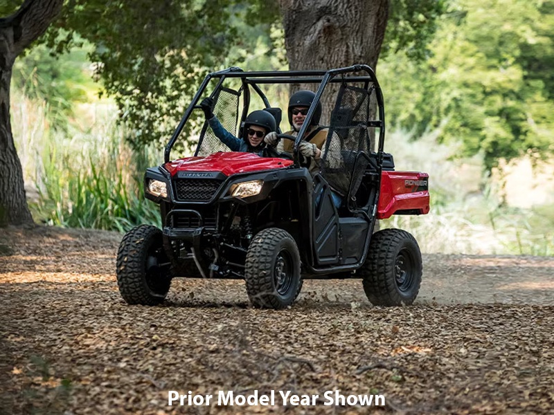 2023 Honda Pioneer 520 in Aurora, Illinois - Photo 3