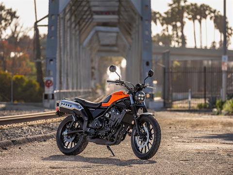 2024 Honda SCL500 in Mentor, Ohio - Photo 7