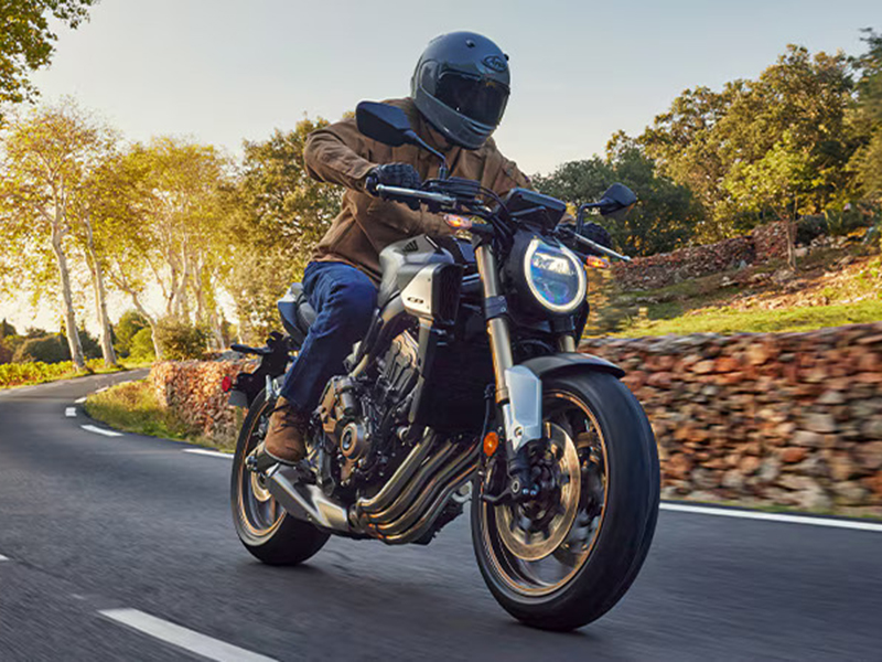 Cb 650r top