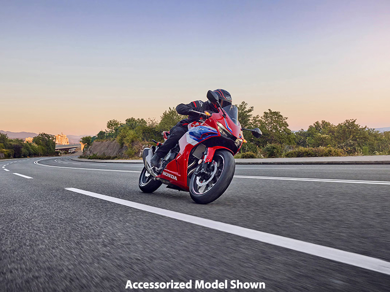 2024 Honda CBR500R ABS in Mentor, Ohio - Photo 8