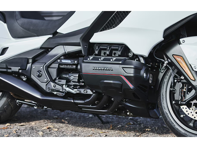 2024 Honda Gold Wing Tour Airbag Automatic DCT in Wichita, Kansas - Photo 5