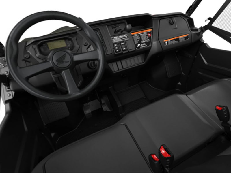 2024 Honda Pioneer 1000 in West Bridgewater, Massachusetts - Photo 2