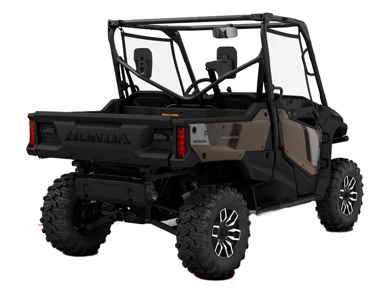 2024 Honda Pioneer 1000 Trail in West Bridgewater, Massachusetts - Photo 6