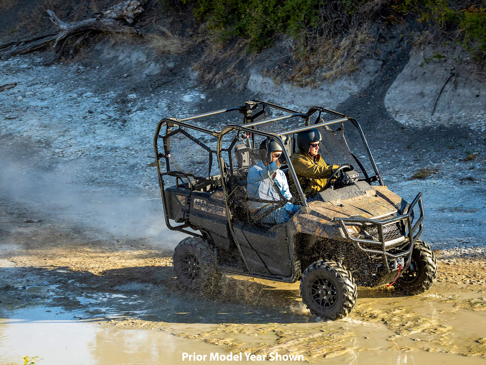 2024 Honda Pioneer 700-4 Forest in Long Island City, New York - Photo 7