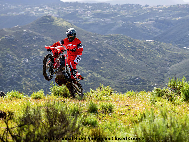 2025 Honda CRF450X in The Dalles, Oregon - Photo 15