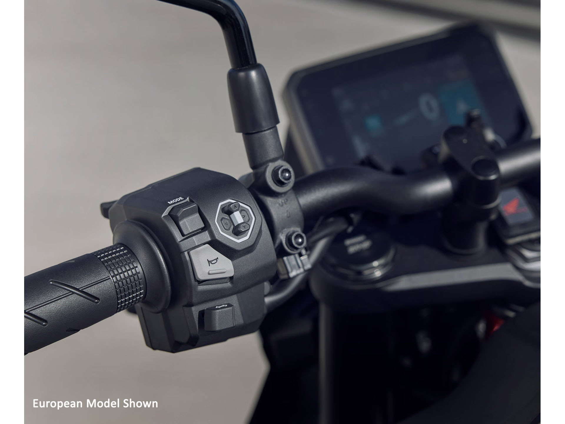 2025 Honda CB750 Hornet in Fort Pierce, Florida - Photo 5
