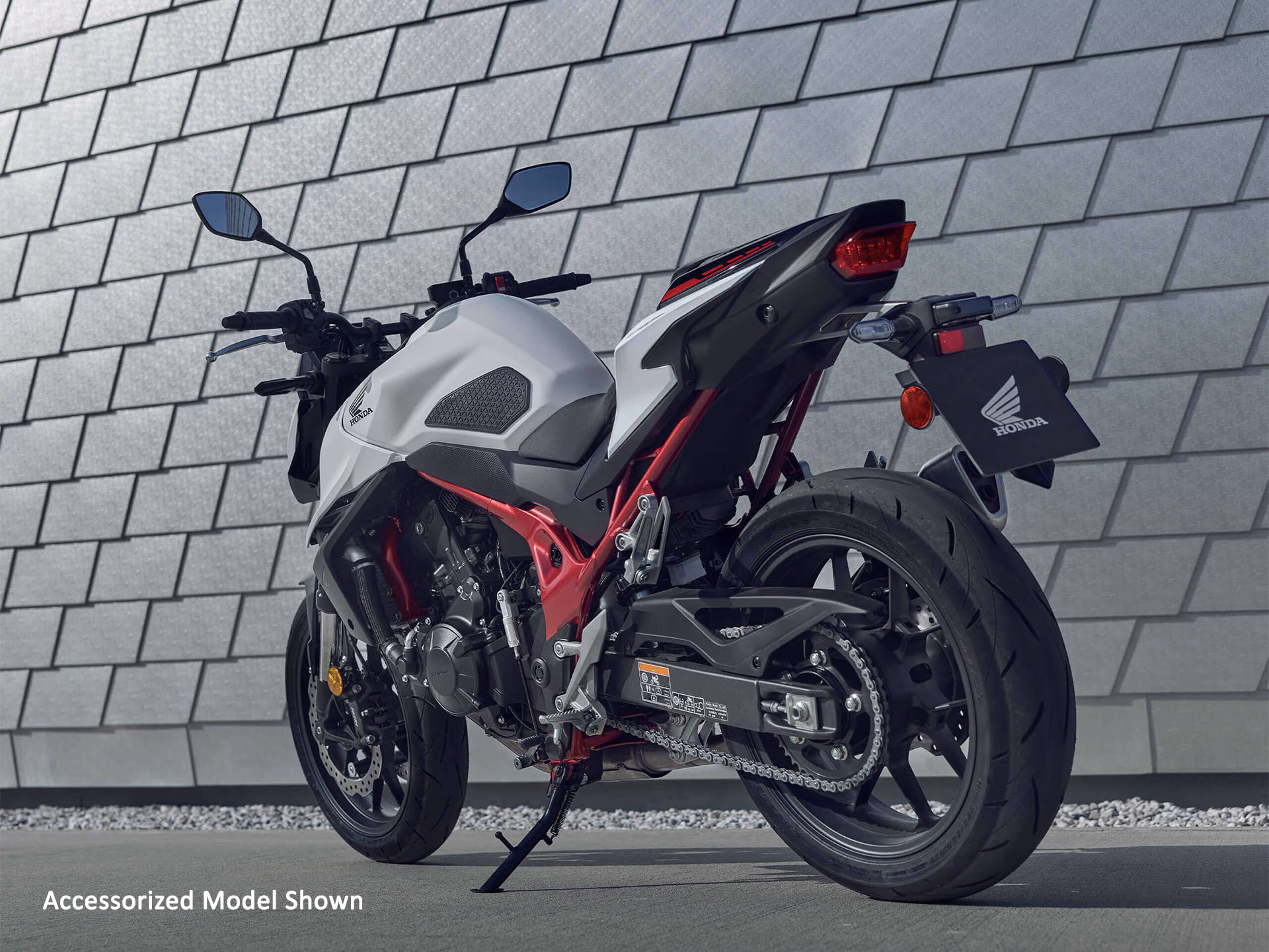 2025 Honda CB750 Hornet in Fort Pierce, Florida - Photo 9